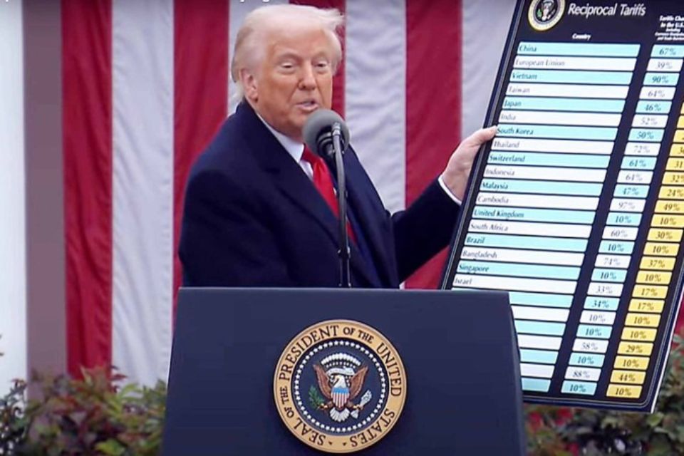 Trump anuncia tarifa "recíproca" de 10% sobre todos produtos brasileiros/Crédito: whitehouse/Reprodução
