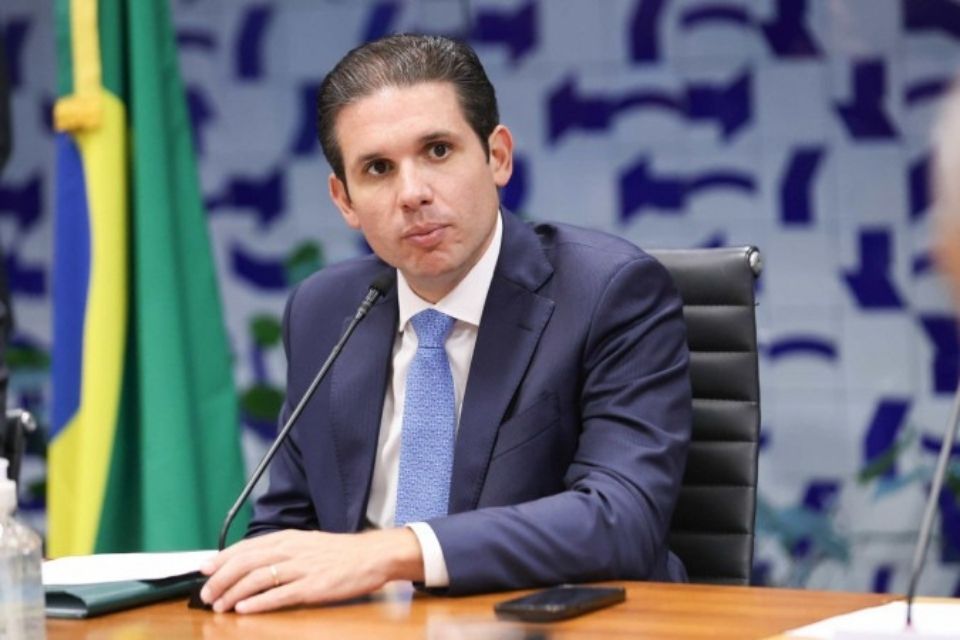 O presidente Hugo Motta (Republicanos-PB) durante reuni&atilde;o de l&iacute;deres na quinta-feira (3/4)/foto: Marina Ramos/C&acirc;mara