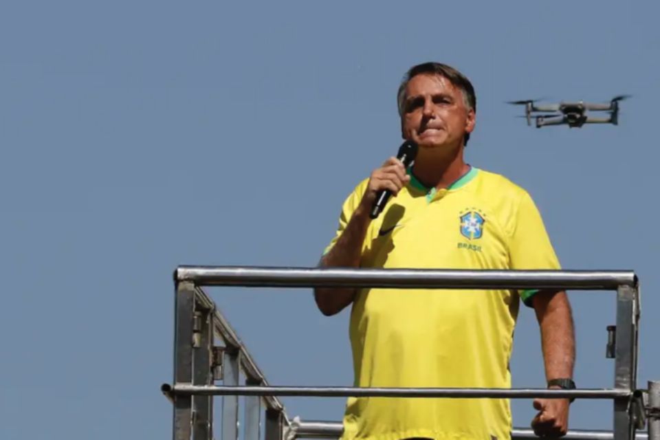 Bolsonaro no ato pela anistia