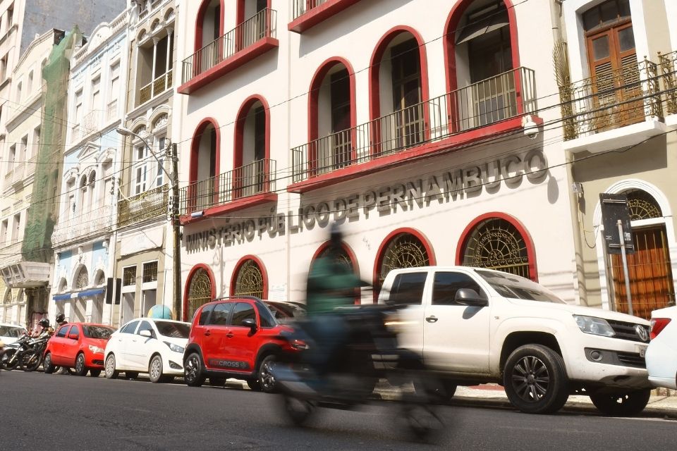 MPPE expediu recomendação para nortear ações da bancada de oposição no Recife/Priscilla Buhr/AMCS MPPE expediu recomendação para nortear ações da bancada de oposição no Recife/Priscilla Buhr/AMCS
