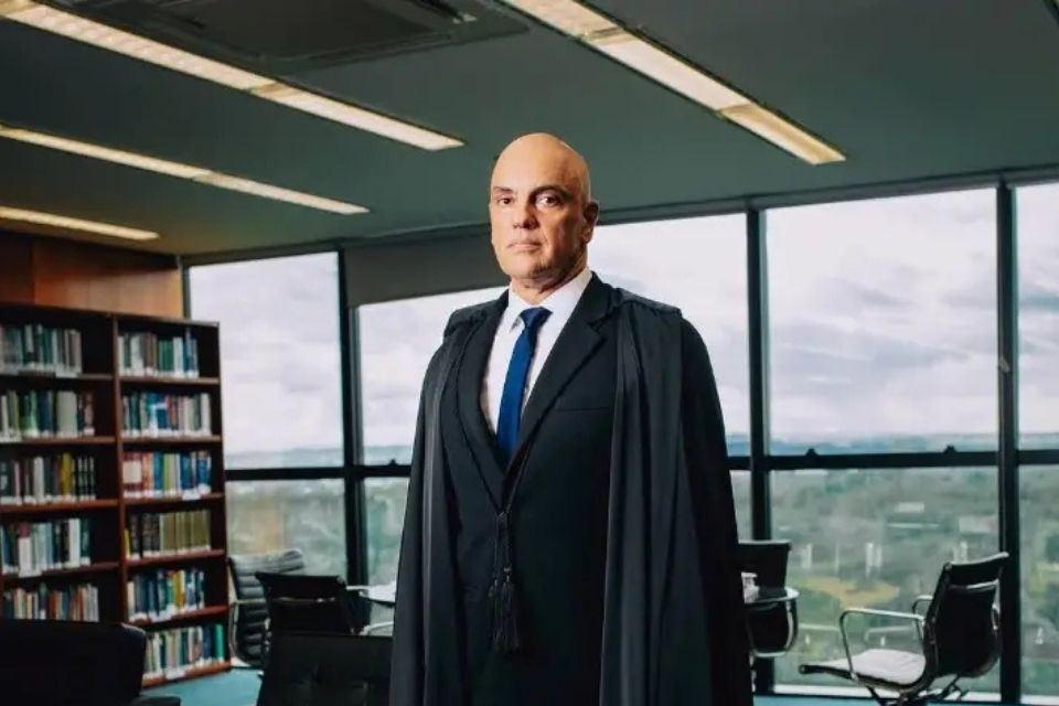 O perfil de Moraes na revista contextualiza a trajetória profissional do ministro do STF/foto: Fábio Setti/The New Yorker O perfil de Moraes na revista contextualiza a trajetória profissional do ministro do STF/foto: Fábio Setti/The New Yorker
