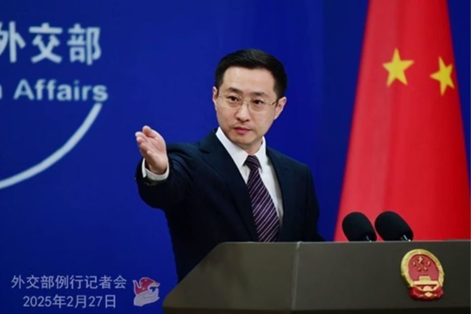Lin Jian, porta-voz da China/Crédito: Reprodução