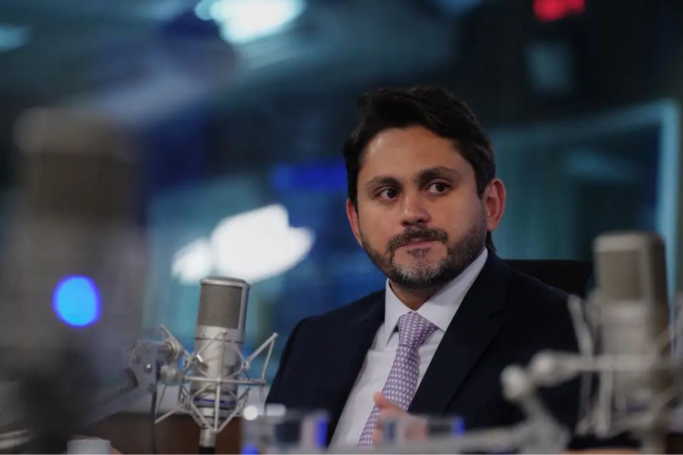 Juscelino pediu demissão na segunda-feira (8)