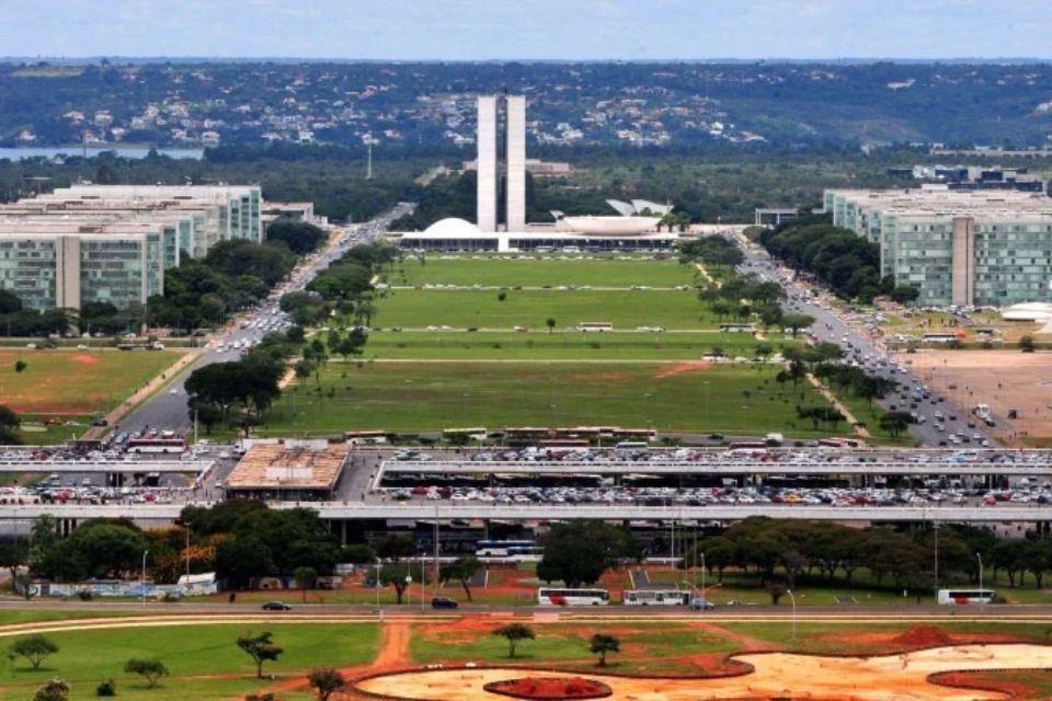 A sanção presidencial veio acompanhada de dois vetos pontuais/Crédito: HMENON OLIVEIRA
