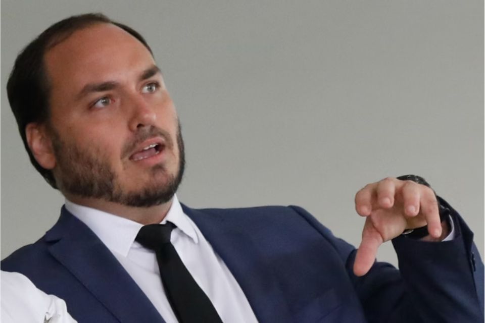 Segundo o vereador, o quadro seria uma consequência da facada que sofreu em 2018/Crédito: Igo Estrela/Metrópoles