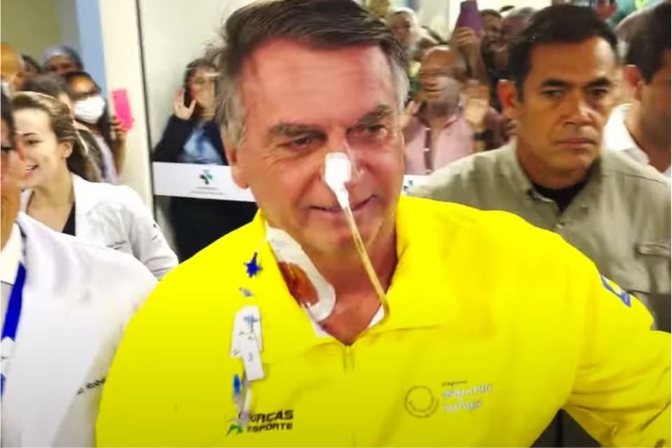 O ex-presidente agradeceu aos apoiadores pelo carinho/Crédito: Reprodução O ex-presidente agradeceu aos apoiadores pelo carinho/Crédito: Reprodução