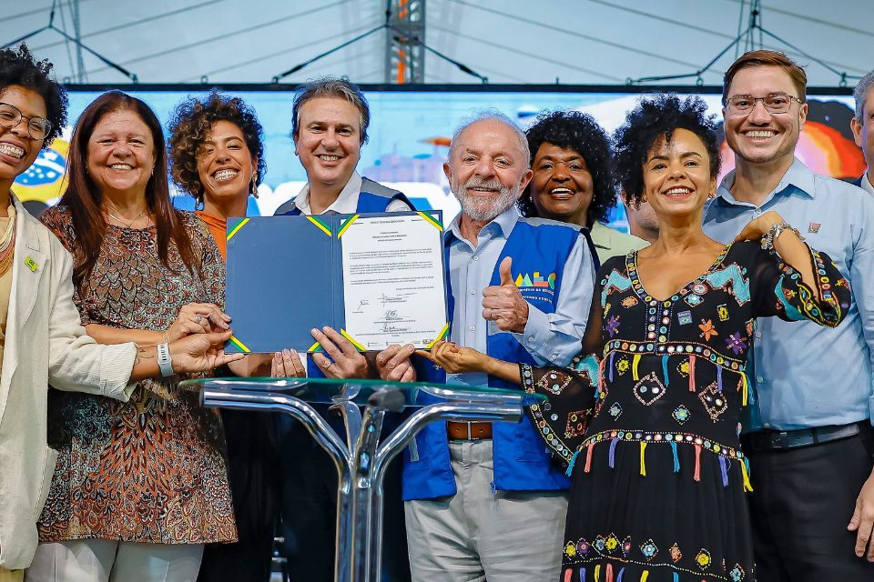 Lula segue sua agenda no Rio de Janeiro nesta terça-feira (15)