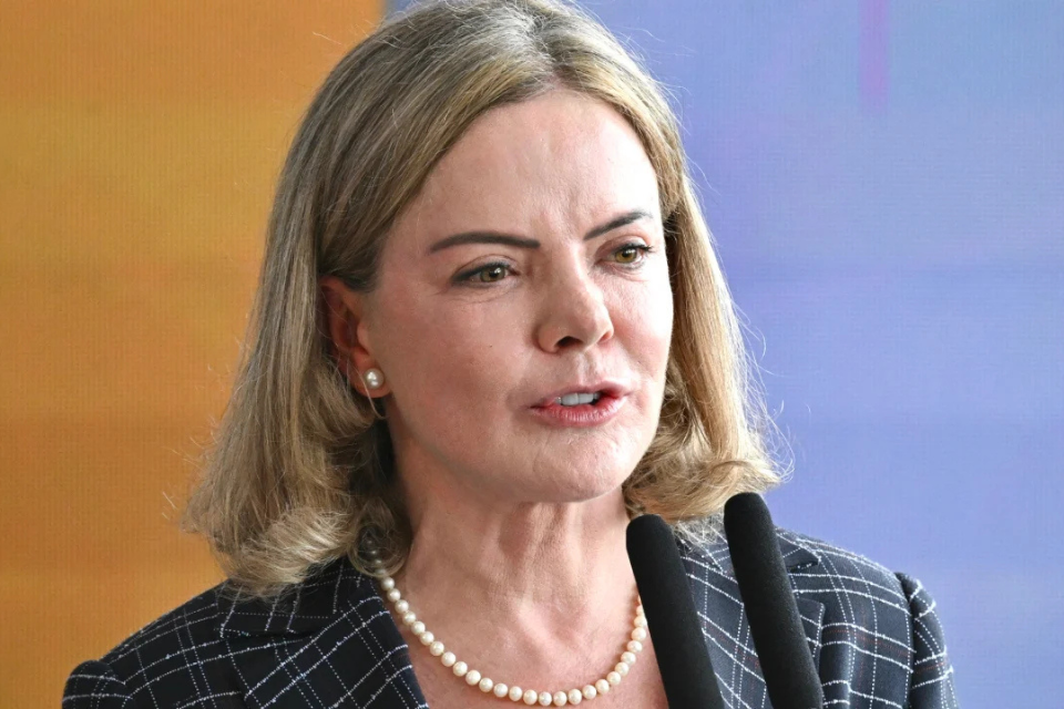 Ministra da Secretaria de Relações Institucionais (SRI), Gleisi Hoffmann (PT)/foto: EVARISTO SA / AFP Ministra da Secretaria de Relações Institucionais (SRI), Gleisi Hoffmann (PT)/foto: EVARISTO SA / AFP