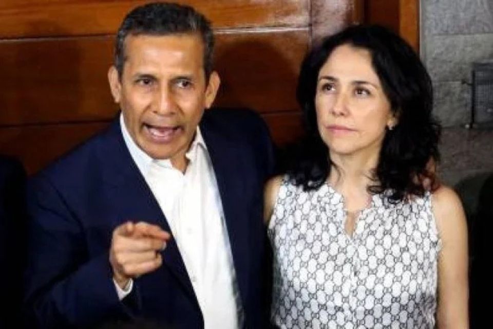 Nadine Heredia com Ollanta Humala em um registro feito em 2018/foto: LUKA GONZALES/AFP