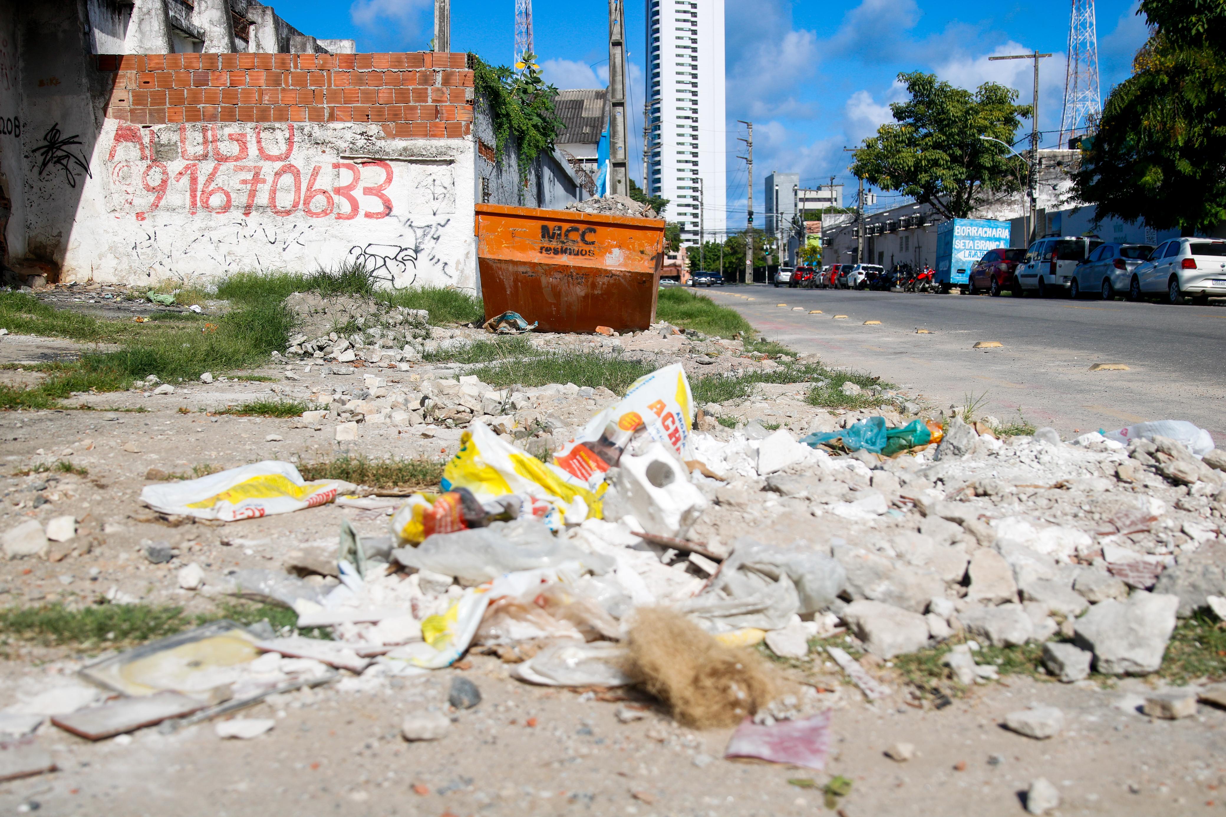 Rua Coelho Leite, localizado no bairro de Santo Amaro