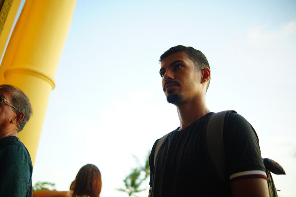 Estudante Romário Mendes participou da Procissão para fortalecer vínculo com Cristo