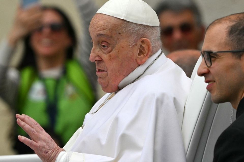 Última aparição do papa Francisco foi no domingo de Páscoa/Andreas Solaro/ AFP Última aparição do papa Francisco foi no domingo de Páscoa/Andreas Solaro/ AFP