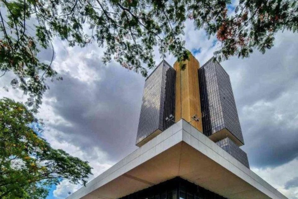 Outro destaque no Focus foi a queda na projeção da inflação: analistas esperam avanço de 5,57% no IPCA em 2025, ante 5,65% no boletim divulgado na semana anterior/foto: Rafa Neddermeyer/Agencia Brasil Outro destaque no Focus foi a queda na projeção da inflação: analistas esperam avanço de 5,57% no IPCA em 2025, ante 5,65% no boletim divulgado na semana anterior/foto: Rafa Neddermeyer/Agencia Brasil