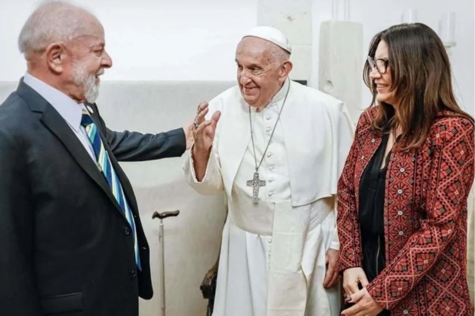 Além da primeira-dama Janja da Silva e dos presidentes dos Três Poderes, também viajarão quatro ministros de Estado e 10 parlamentares/foto: Instagram Além da primeira-dama Janja da Silva e dos presidentes dos Três Poderes, também viajarão quatro ministros de Estado e 10 parlamentares/foto: Instagram