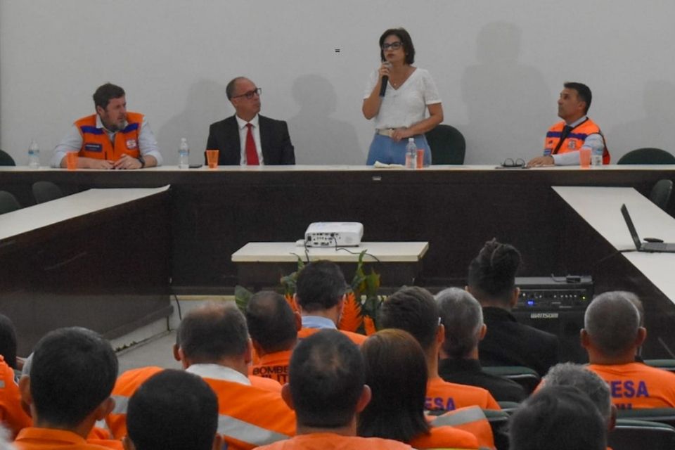 Na ocasião foi apresentado um balanço das ações realizadas pela Sepdec desde janeiro, como visitas técnicas, mapeamento de áreas de risco e capacitação de agentes municipais./Foto: Divulgação Na ocasião foi apresentado um balanço das ações realizadas pela Sepdec desde janeiro, como visitas técnicas, mapeamento de áreas de risco e capacitação de agentes municipais./Foto: Divulgação