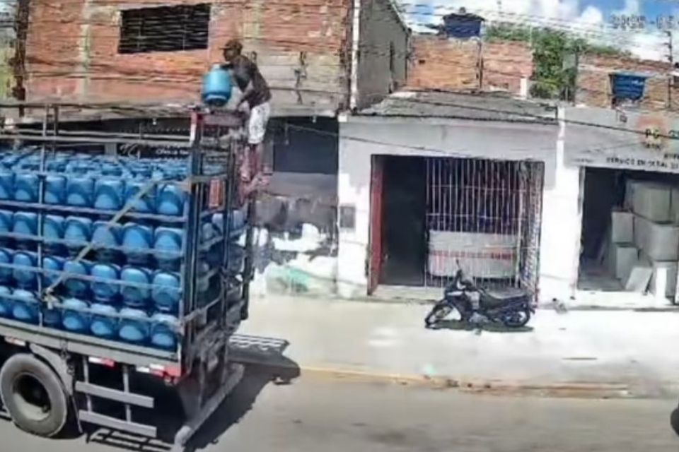 O crime aconteceu em uma via movimentada da cidade/Foto: Reprodução O crime aconteceu em uma via movimentada da cidade/Foto: Reprodução