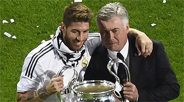 Ramos e Ancelotti comemoram a Liga