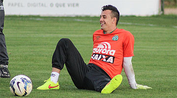 Aos 29 anos, Danilo pode ter grande chance