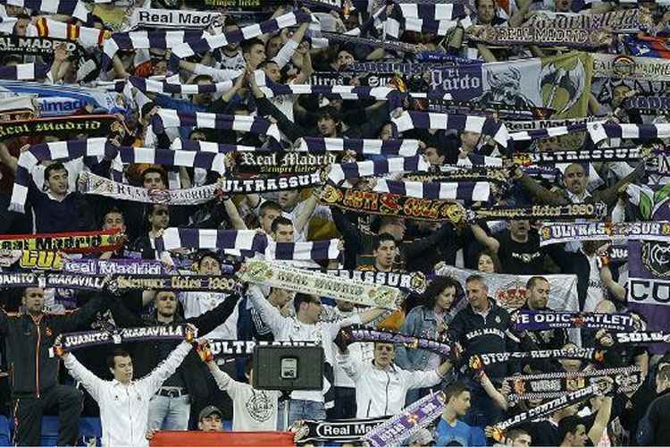 Real pode ser multado por conduta ofensiva de parte dos torcedores, que xingaram Messi e a Catalunha

