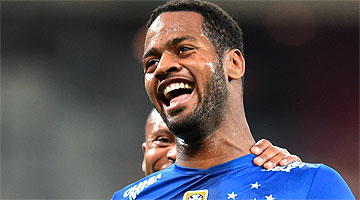 Dedé espera voltar à Seleção Brasileira