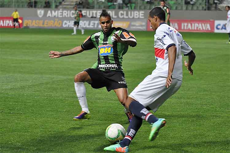 Pablo demonstra desejo de permanecer no América, mas deixa futuro nas mãos do empresário, Eduardo Uram