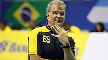 A sensação do comandante da Seleção, que não pretende abandonar a equipe, é de traição