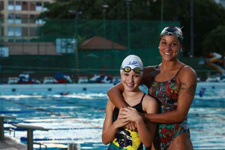 "Eu olhava as competições e não sentia vontade de estar lá.A motivação começou a vir no Brasileiro Infantil, que Thaís ficou com a  prata"