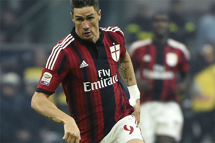 Para contar com Fernando Torres, Atlético de Madrid cedeu por empréstimo o atacante italiano Cerci ao Milan 