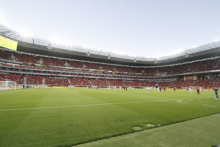 Arena Pernambuco pode receber jogo amistoso do Sport na pré-temporada 2015