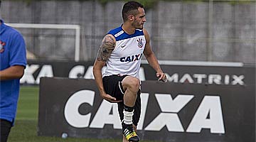 Ele afirmou que os jogadores não podem deixar problemas prejudicarem o time
