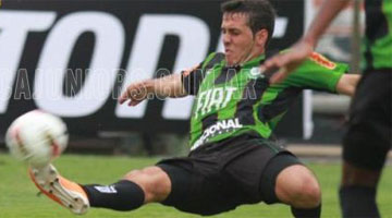 Sem espaço, Marcus Vinícius é emprestado 