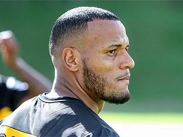 Patric ganha nova oportunidade após empréstimos