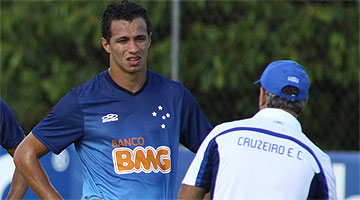 Damião é o principal reforço do clube em 2015