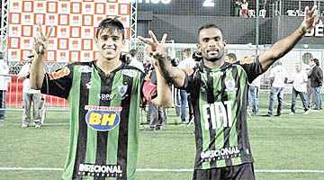 Campeões da Taça BH de Juniores, Xavier e Marcelinho esperam ter chances com Givanildo