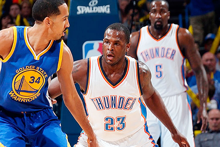 Oklahoma City Thunder derrotou o líder Golden State Warriors por 127 a 115, em confronto da NBA