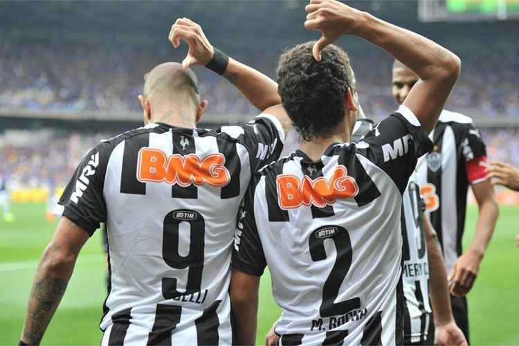 CLIQUE E VEJA MAIS IMAGENS