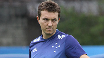 Dagoberto se reapresentará ao clube na terça