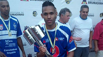 América disse que não vai contratar Wallace