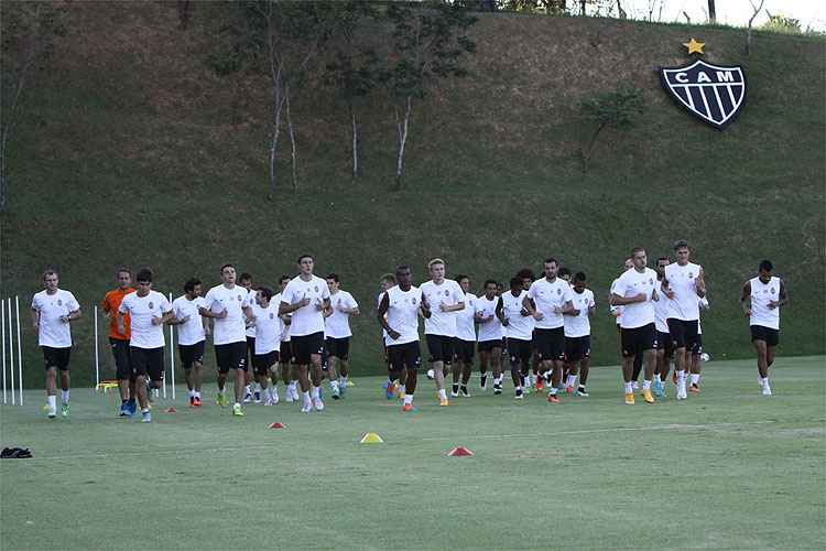 Shakhtar Donetsk treinou na Cidade do Galo no começo da noite desta terça-feira
