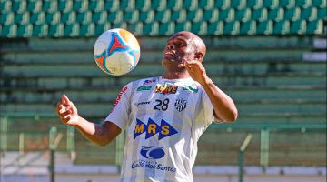 Veterano Ademilson é destaque do Tupi