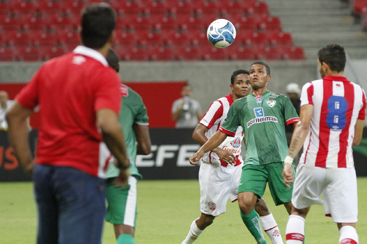 Técnico creditou o empate com o Salgueiro aos erros individuais de alguns de seus jogadores