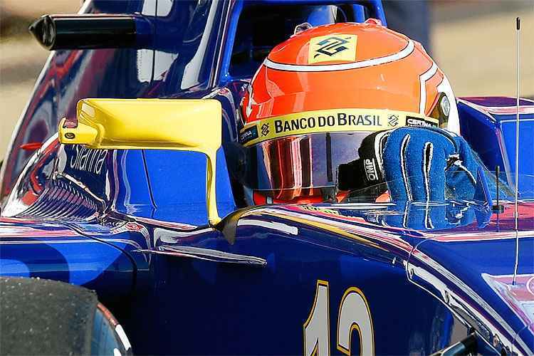 Felipe Nasr (foto) se envolveu em acidente com o piloto de testes da Williams, Susie Wolff, em Barcelona