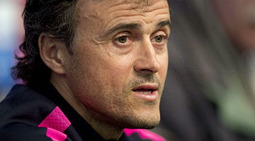 Luis Enrique pede que time mantenha seriedade para jogo de volta pelas oitavas de final