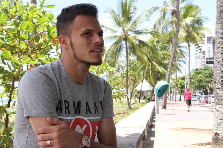 Renê revelou que nunca pensou em desistir e a promoção de Eduardo Baptista foi fundamental para seu futuro