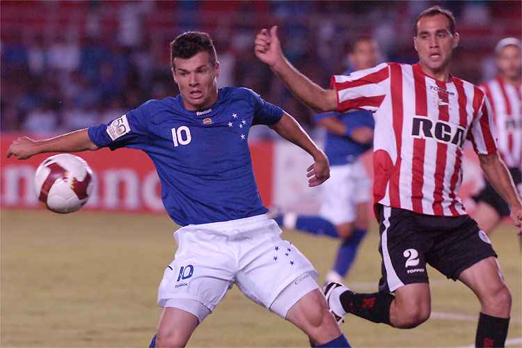 Wagner teve atuação apagada na partida decisiva da Copa Libertadores de 2009