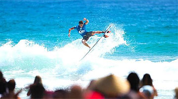 Irlandês Glenn Hall foi o responsável pela eliminação de Gabriel Medina em Gold Coast