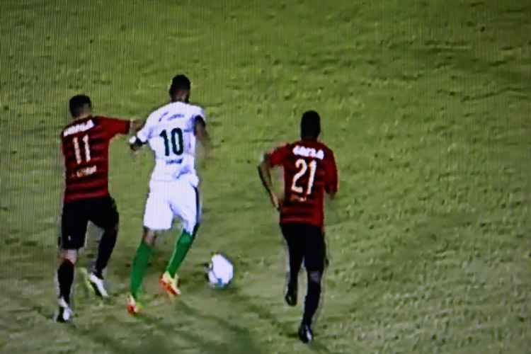 Em noite de pouca inspiração, o Sport teve atuação bem abaixo da crítica e saiu derrotado pelo Coruripe