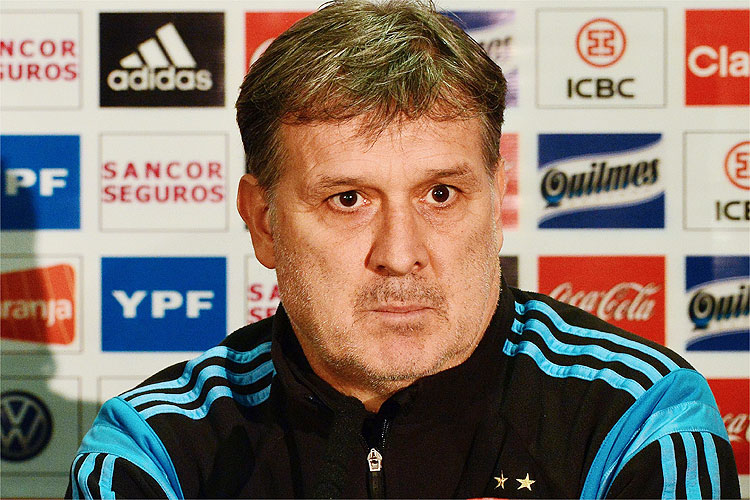 Tata Martino relata desafios para impor estilo de jogo na Seleção e projeta Copa América