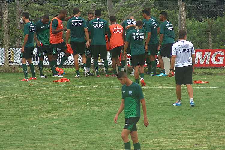 Coelho fez um treino recreativo na manhã deste sábado, no CT Lanna Drumond. Depois, seguiu à concentração