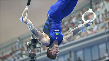 Zanetti ganhou a medalha de ouro nas argolas no World Challenge Cup de Ginástica Artística